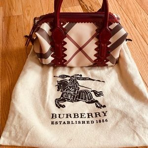 AUTHENTIC Burberry Small Nova Check Bowling Bag.
